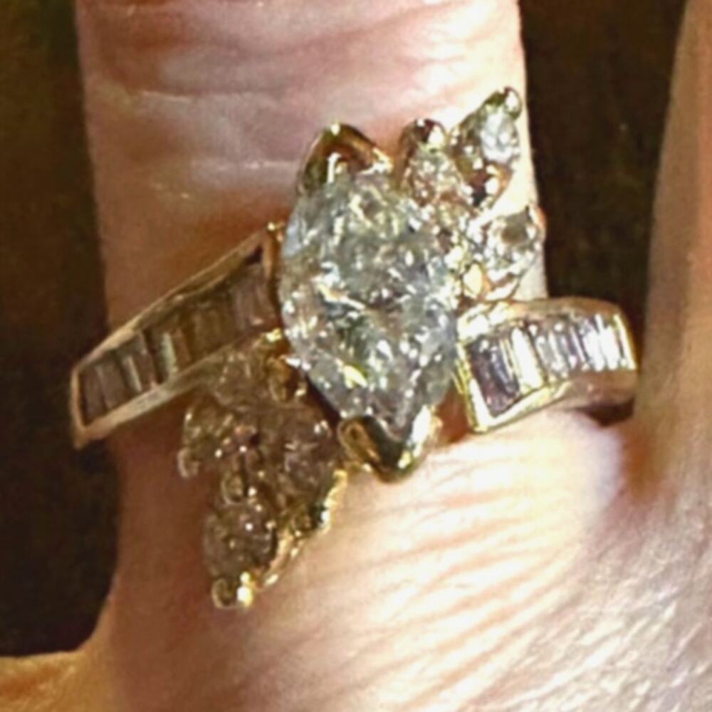 Vintage 14K Gold 2.08CTW Marquise Diamond Bypass Ring Size 7 6.01g